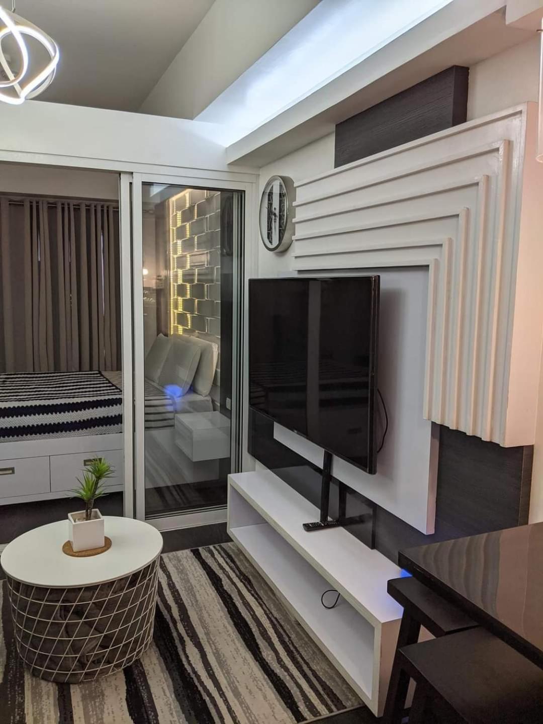 1 Cozy Bedroom In Lumiere Residences Pasig City Dış mekan fotoğraf
